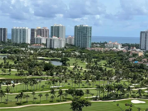 19501 W Country Club Drive Aventura FL 33180