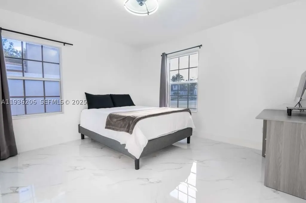 1220 N Andrews Avenue Fort Lauderdale FL 33311