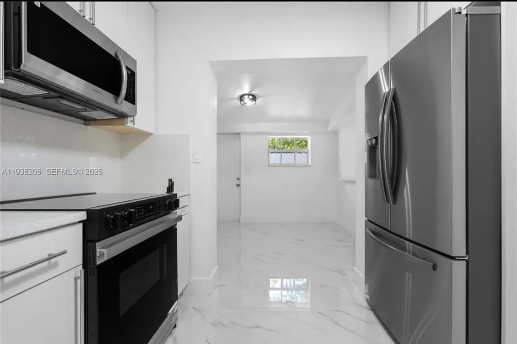 1220 N Andrews Avenue Fort Lauderdale FL 33311