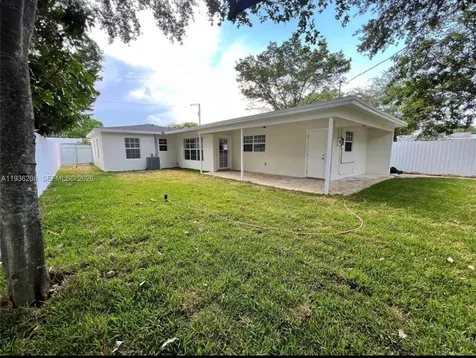 1220 N Andrews Avenue Fort Lauderdale FL 33311
