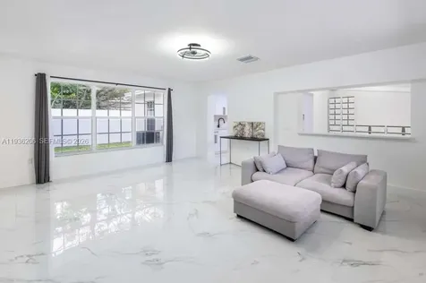 1220 N Andrews Avenue Fort Lauderdale FL 33311