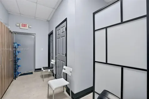 Full-service Beauty Salon For Sale In Doral Doral FL 33172