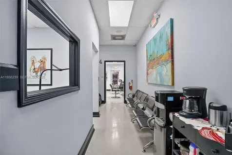 Full-service Beauty Salon For Sale In Doral Doral FL 33172