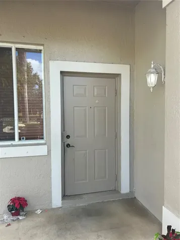 948 NW Phoenix Way Weston FL 33327