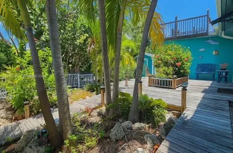 715 E Caribbean Drive E Lower Keys FL 33042