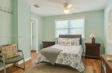 715 E Caribbean Drive E Lower Keys FL 33042