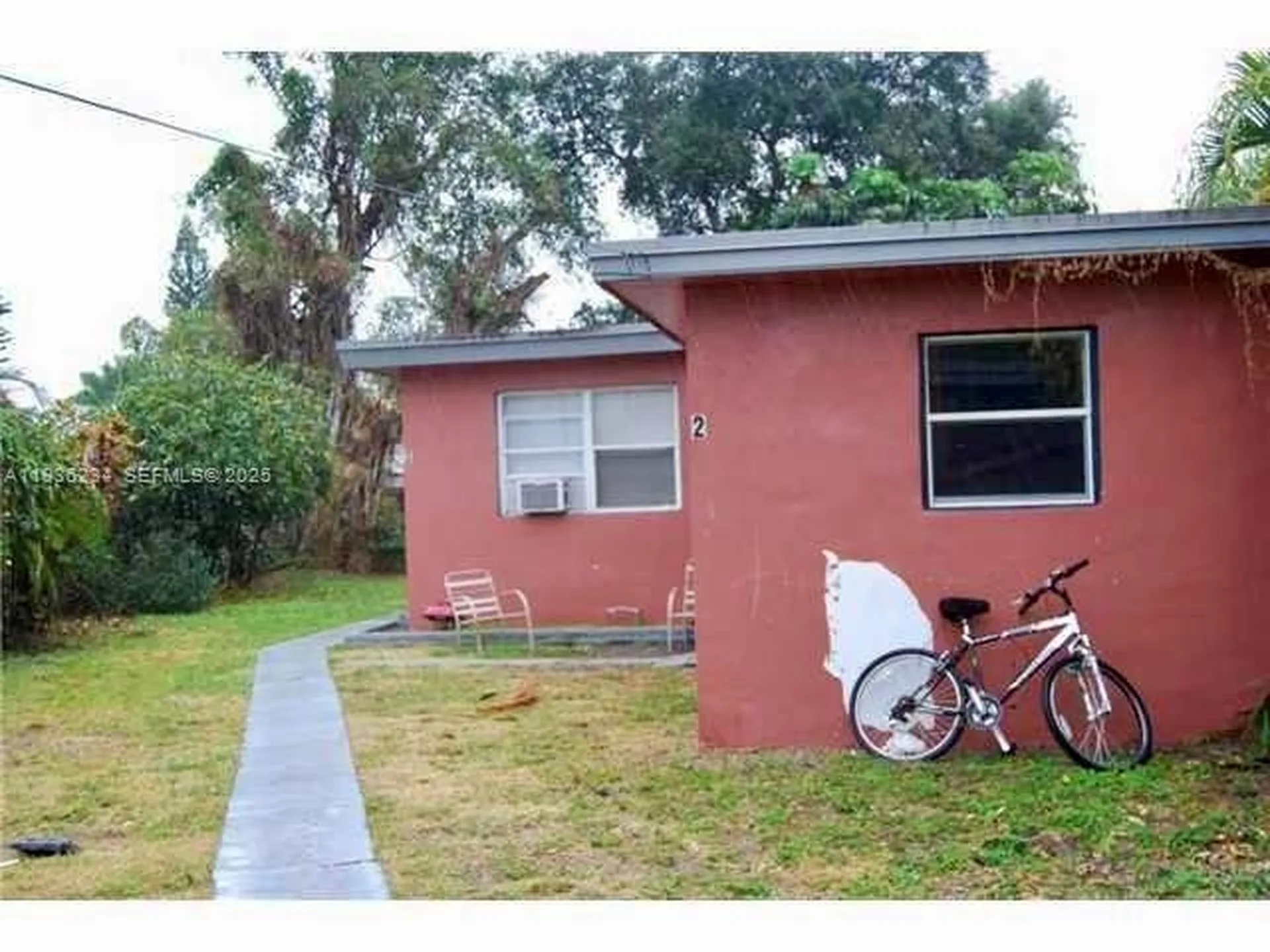 2650 Grant Street Hollywood FL 33020