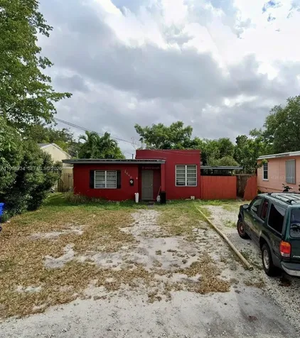 2650 Grant Street Hollywood FL 33020