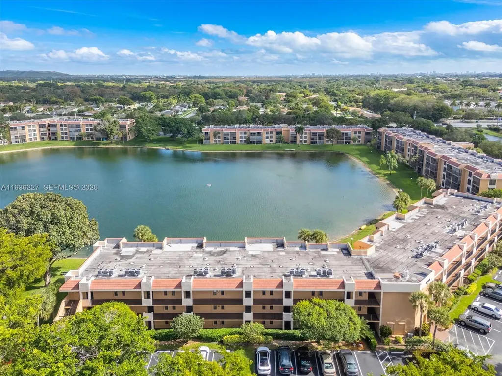 6321 Coral Lake Drive Margate FL 33063