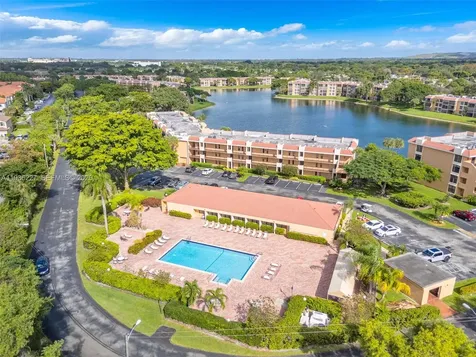 6321 Coral Lake Drive Margate FL 33063
