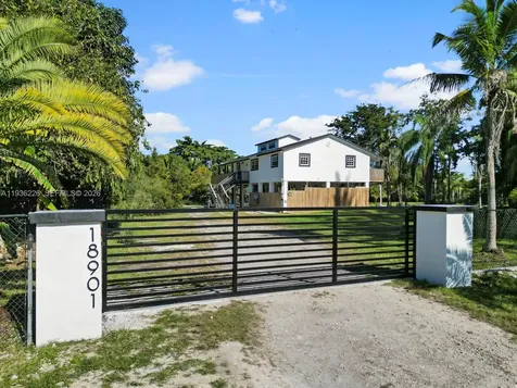18901 SW 59th Street Southwest Ranches FL 33332