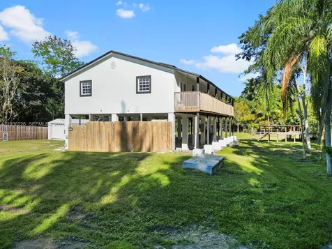 18901 SW 59th Street Southwest Ranches FL 33332