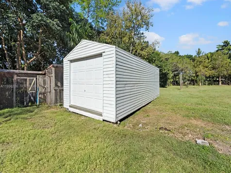 18901 SW 59th Street Southwest Ranches FL 33332