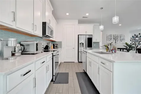 2737 Country Lake Trail Boynton Beach FL 33436