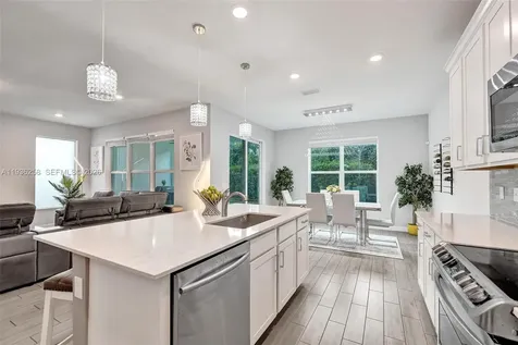 2737 Country Lake Trail Boynton Beach FL 33436