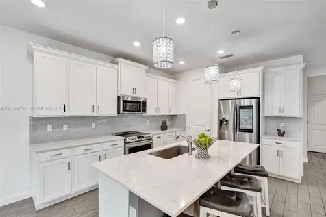 2737 Country Lake Trail Boynton Beach FL 33436