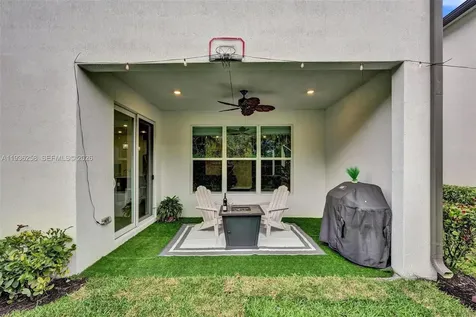 2737 Country Lake Trail Boynton Beach FL 33436
