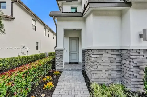 2737 Country Lake Trail Boynton Beach FL 33436