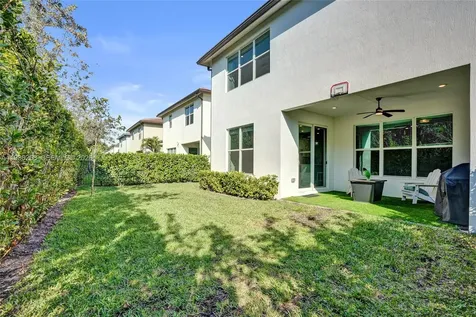 2737 Country Lake Trail Boynton Beach FL 33436