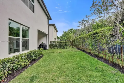 2737 Country Lake Trail Boynton Beach FL 33436