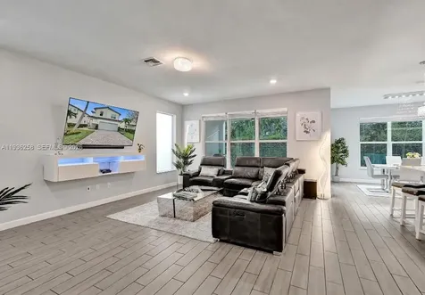 2737 Country Lake Trail Boynton Beach FL 33436