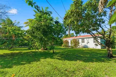 1538 Funston Street Hollywood FL 33020