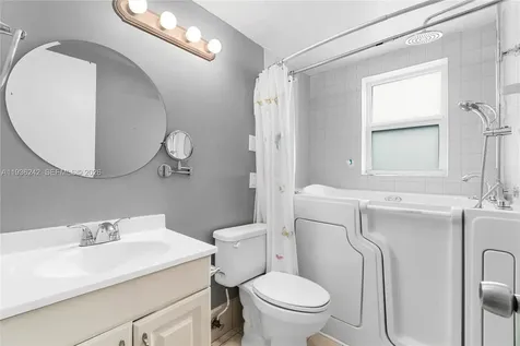 268 Coventry L West Palm Beach FL 33417