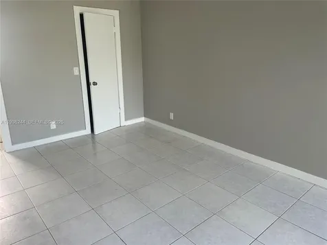 8043 Lagos De Campo Boulevard Tamarac FL 33321