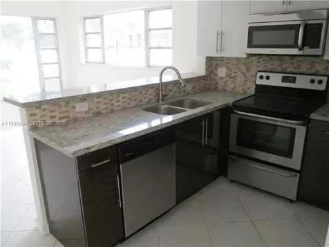 8043 Lagos De Campo Boulevard Tamarac FL 33321