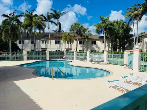 2173 NW 78th Avenue Pembroke Pines FL 33024