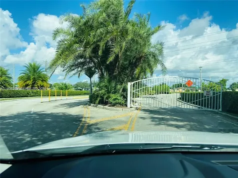 2173 NW 78th Avenue Pembroke Pines FL 33024