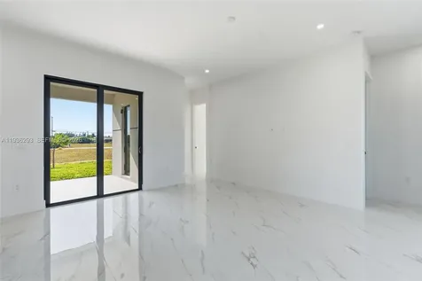 2626 NW 15th Street Cape Coral FL 33993