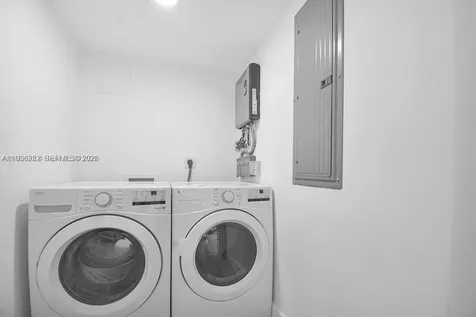 7902 SW 67th Avenue South Miami FL 33143