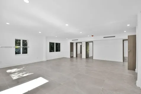 7902 SW 67th Avenue South Miami FL 33143
