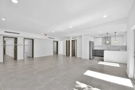7902 SW 67th Avenue South Miami FL 33143