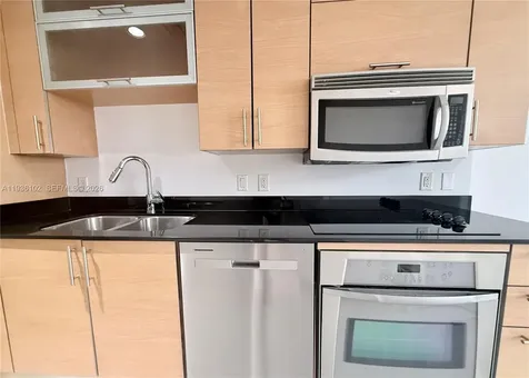 60 SW 13th Street Miami FL 33130