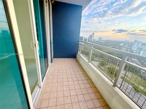 60 SW 13th Street Miami FL 33130
