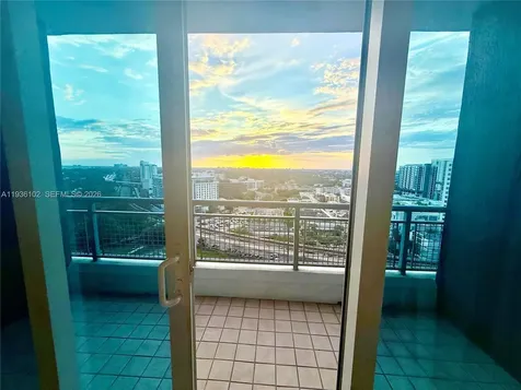 60 SW 13th Street Miami FL 33130