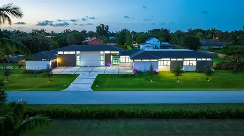 11911 NW 2 Street Plantation FL 33325