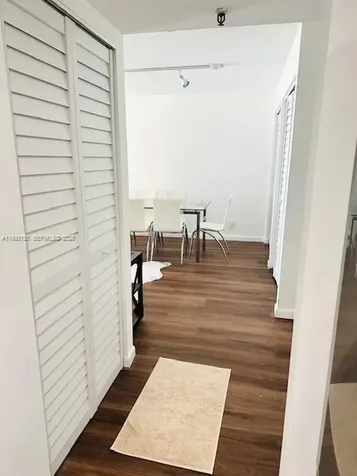 2625 Collins Avenue Miami Beach FL 33140