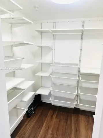 2625 Collins Avenue Miami Beach FL 33140