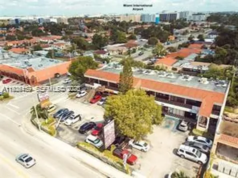 3939 NW 7th Street Miami FL 33126