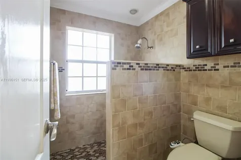 4235 SW 148th Place Miami FL 33185