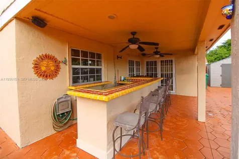 4235 SW 148th Place Miami FL 33185