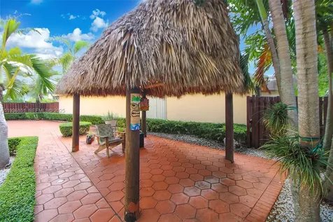 4235 SW 148th Place Miami FL 33185