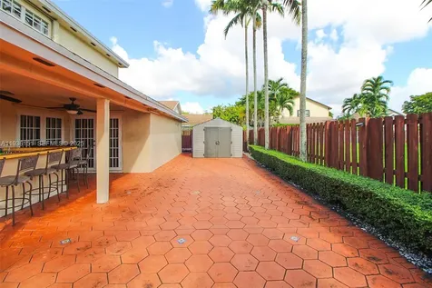 4235 SW 148th Place Miami FL 33185