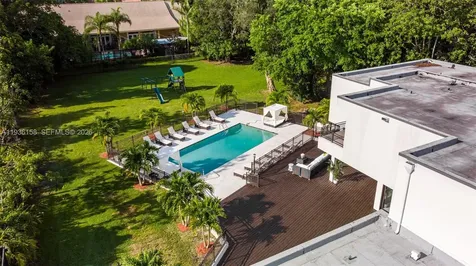 11861 NW 4th Street Plantation FL 33325