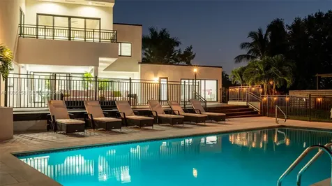 11861 NW 4th Street Plantation FL 33325