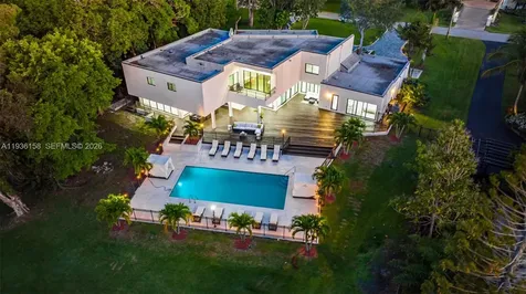 11861 NW 4th Street Plantation FL 33325