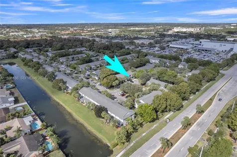 3325 Cabaret Lane Margate FL 33063